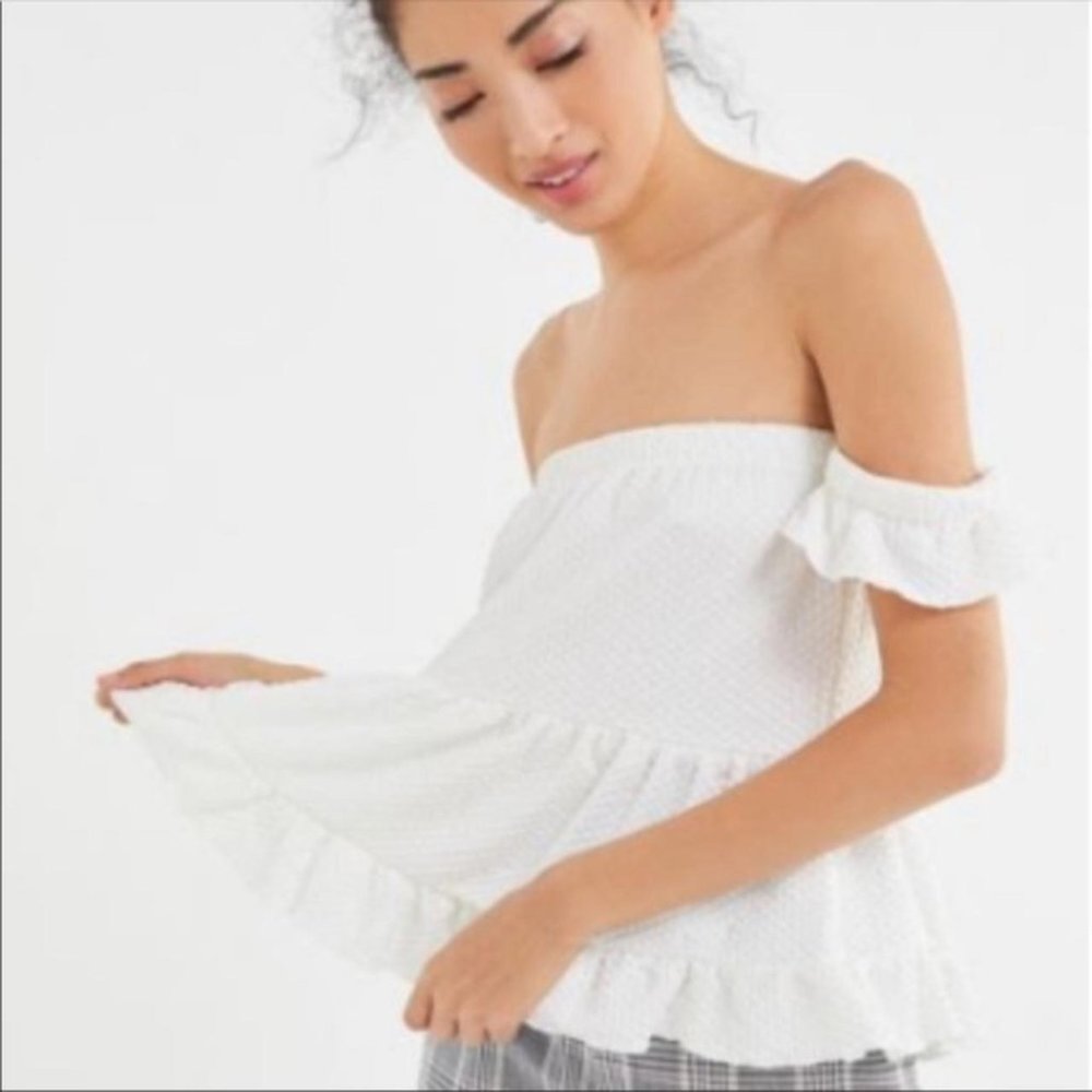 NWT  Urban Outfitters Size Small Ivory Dotted Off Shoulder Babydoll Top